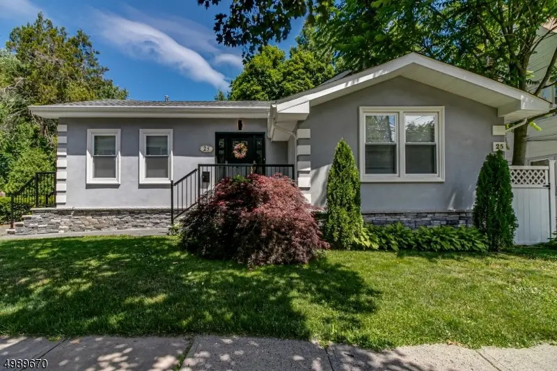 25 EDGAR ST, Summit City, NJ 07901