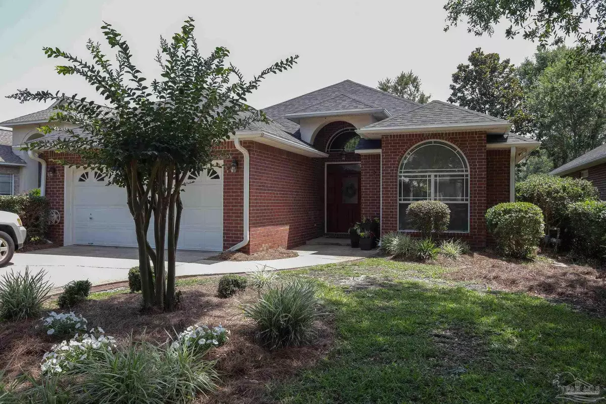 Pensacola, FL 32507,9895 Rail Cir