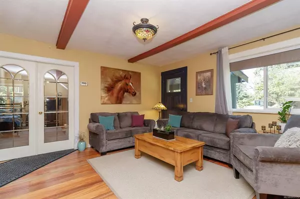 Cowichan Bay, BC V0R 1N0,4570 Hillbank Rd