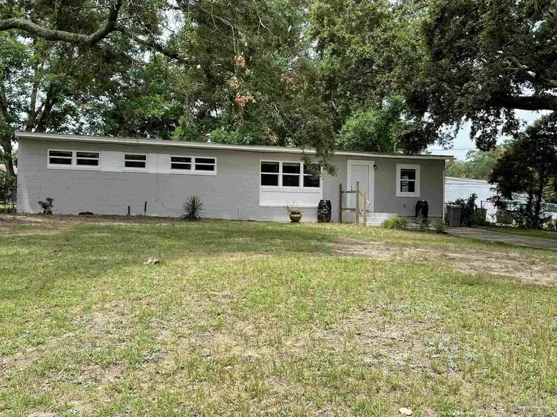 242 Aquamarine Ave, Pensacola, FL 32505