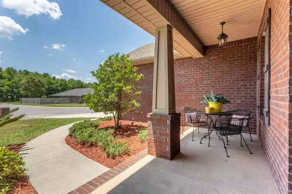 Pensacola, FL 32526,6140 Chester Dr