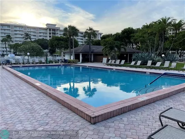 Pompano Beach, FL 33069,2691 S Course Dr  #301