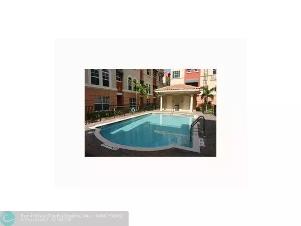 Fort Lauderdale, FL 33304,1033 NE 17th Way  #905