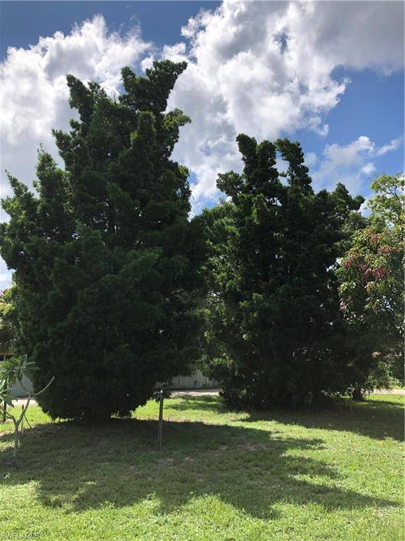 Naples, FL 34112,1863 Beech AVE