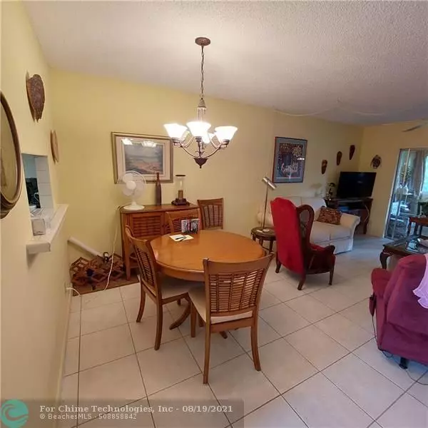 Lauderdale Lakes, FL 33319,4805 NW 35th St  #616