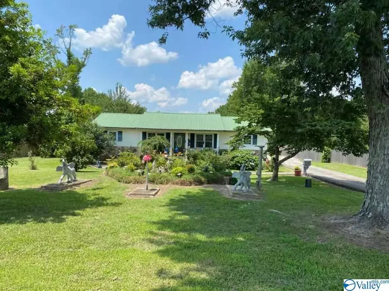 1021 Wrenn Road, Boaz, AL 35956