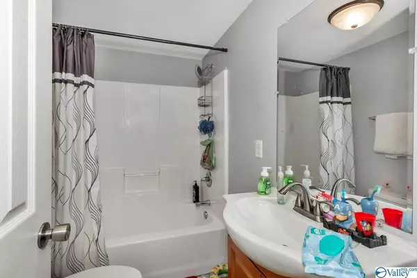 Laceys Spring, AL 35754,18 Lower Dry Creek Road