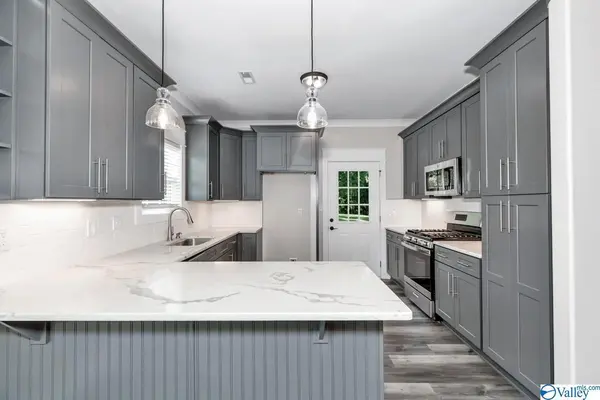 155 Drach Place, Huntsville, AL 35810