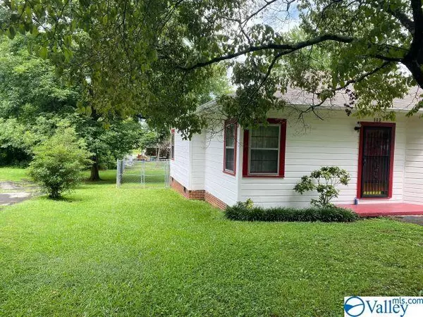 Scottsboro, AL 35768,112 Kirby Street