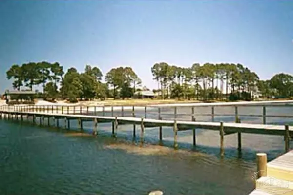 Navarre, FL 32566,7241 Siesta Rd