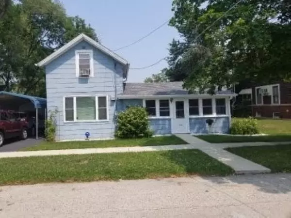 219 W Sixth Street, Pecatonica, IL 61063