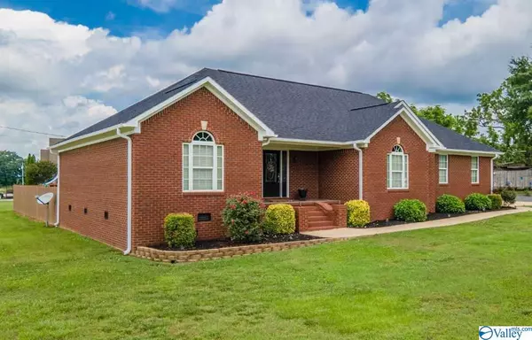 Fyffe, AL 35971,686 Hammonds Road