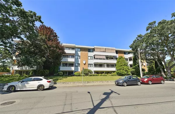 Oak Bay, BC V8S 3G7,2100 Granite St #215