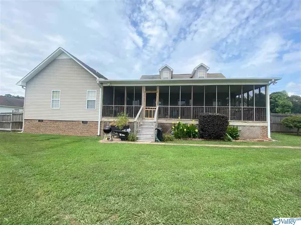 Guntersville, AL 35976,9 Obrian Circle