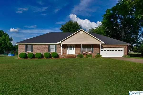 143 Hazel Trace, Hazel Green, AL 35750