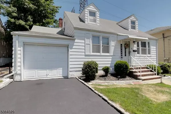 86 Noel Dr, North Arlington Boro, NJ 07031