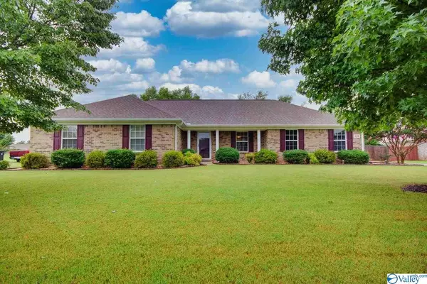 128 Autumn Glaze Drive, Meridianville, AL 35759