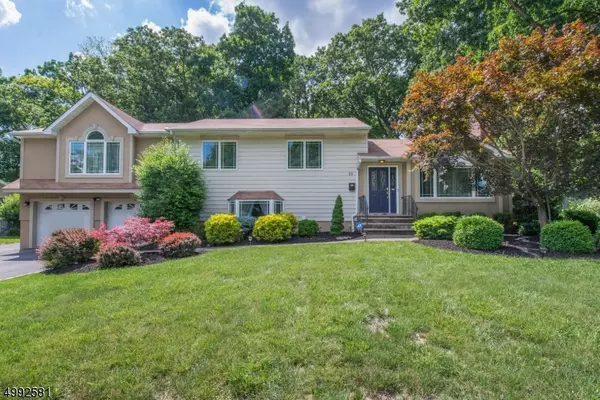 33 EXETER ST, Parsippany-troy Hills Twp., NJ 07950