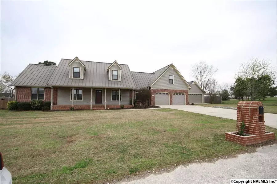 26828 Mary Sue Lane, Athens, AL 35613