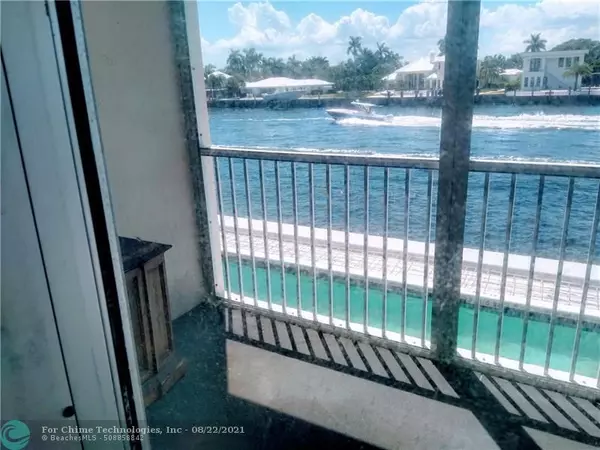 303 N Riverside Dr  #204, Pompano Beach, FL 33062