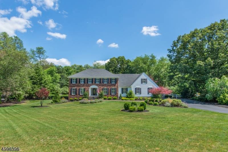 15 OLD FARMSTEAD RD, Chester Twp., NJ 07930