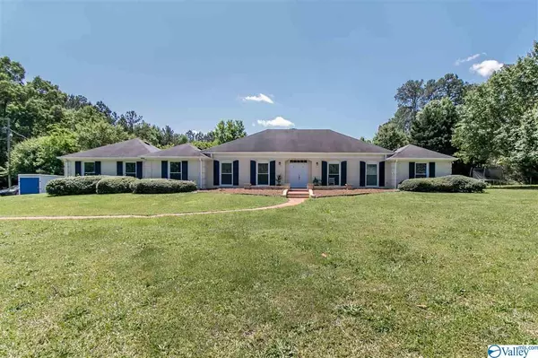 804 Lawrence Avenue, Albertville, AL 35951