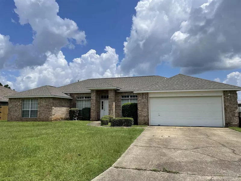 3068 Red Fern Rd, Cantonment, FL 32533