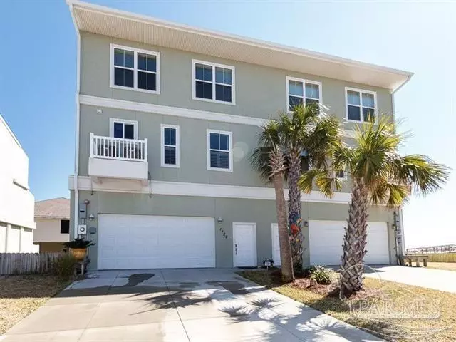 1722 Calle Bonita, Pensacola Beach, FL 32561