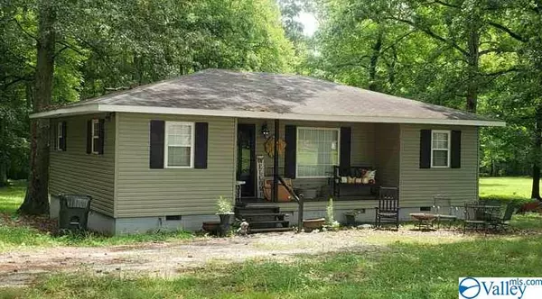 437 John Hicks Road, Hazel Green, AL 35750