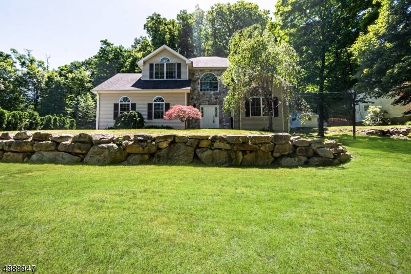 530 HOWARD BLVD, Jefferson Twp., NJ 07849