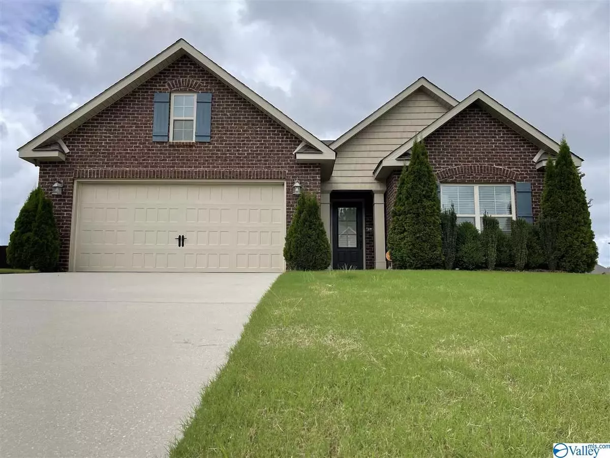 Harvest, AL 35749,105 Silent Spring Court