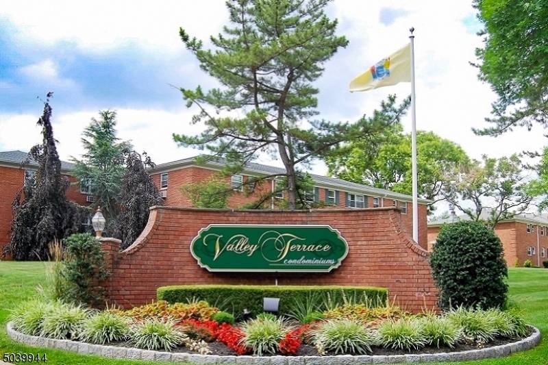 56 Knox Ter #1A, Wayne Twp., NJ 07470
