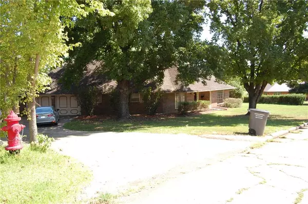 Wewoka, OK 74884,915 N Sunset Drive