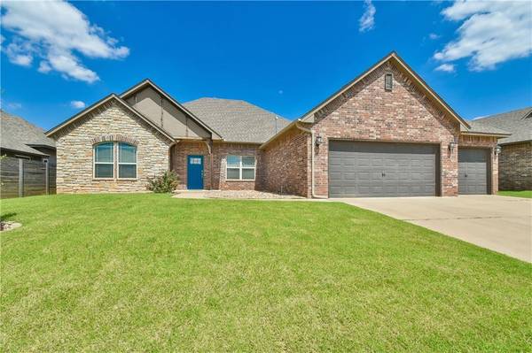 17332 Shadow Hawk Lane, Edmond, OK 73012