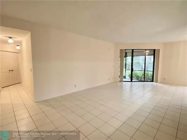 Boca Raton, FL 33486,5800 Coach House Circle  #A