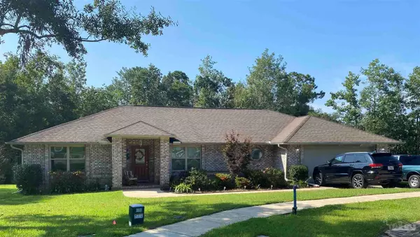 1597 Hunters Creek Cir, Pensacola, FL 32533