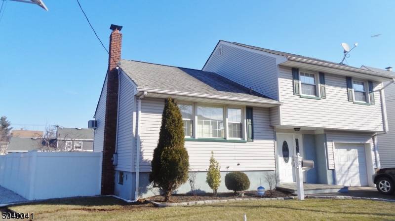 2 BERNICE RD, North Arlington Boro, NJ 07031