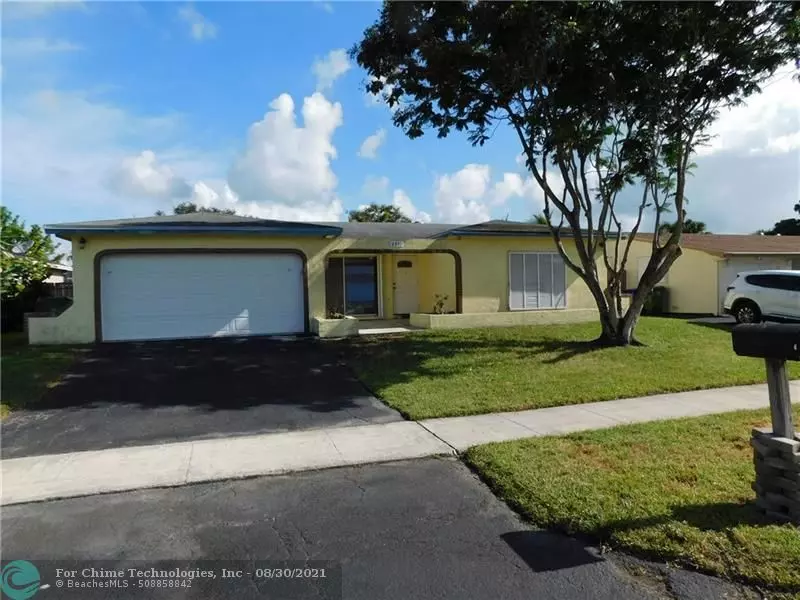 8971 NW 7th Ct, Pembroke Pines, FL 33024