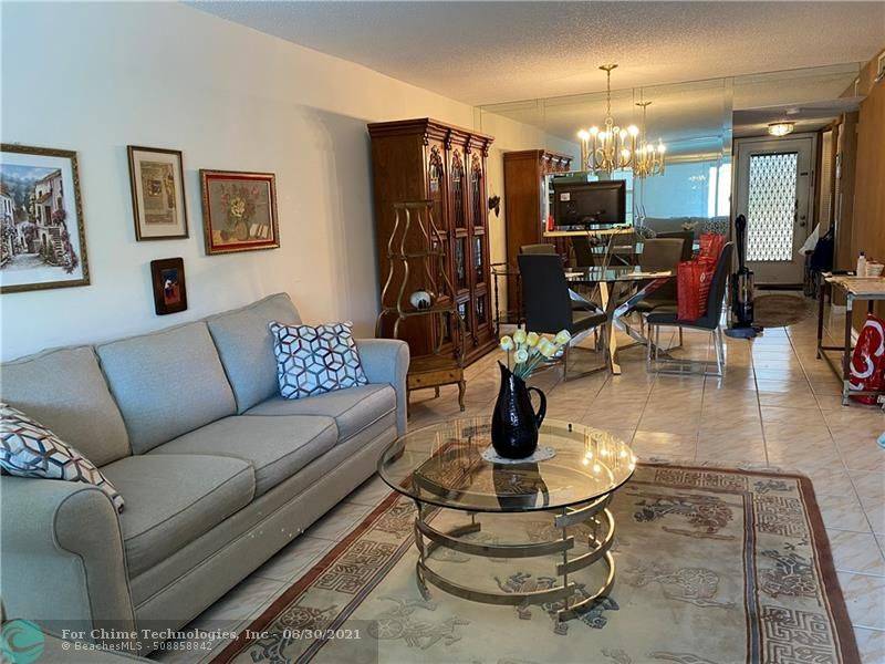 Lauderhill, FL 33319,3521 Inverrary Dr  #309