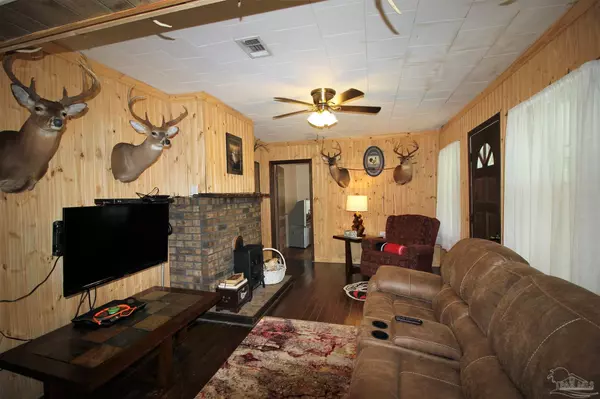 Milton, FL 32571,8488 Tidwell Rd