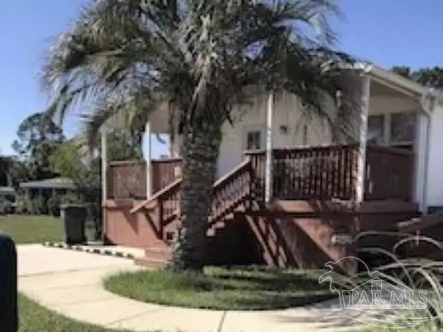 Pensacola, FL 32507,2562 Granada Camino