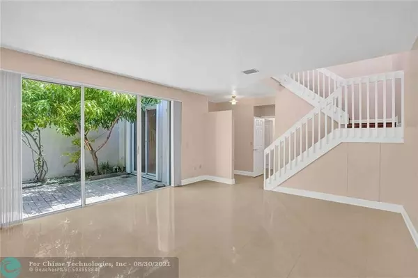 Hollywood, FL 33019,1565 Yellowheart Way