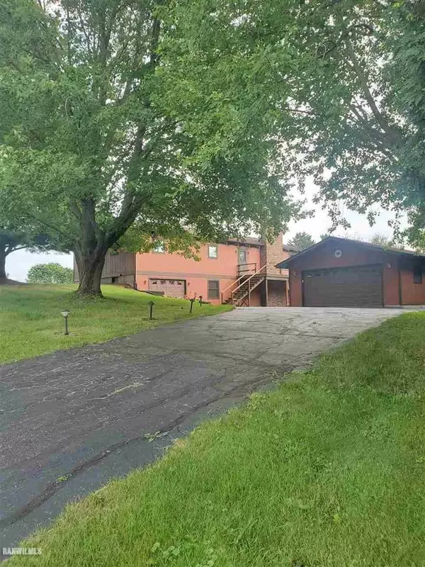 13A172 W Apple Canyon Road, Apple River, IL 61001