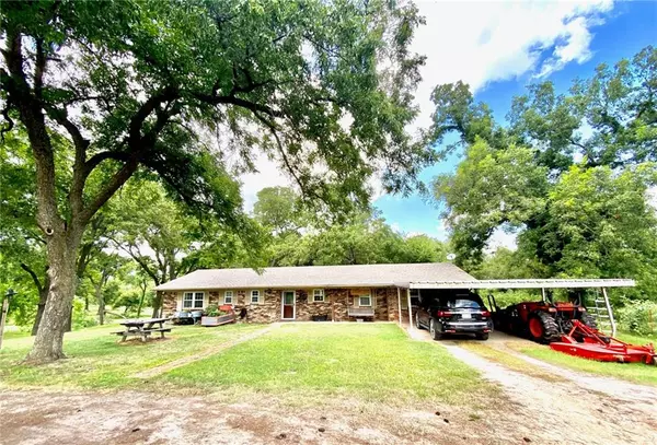 46493 E County Road 1510, Stratford, OK 74872