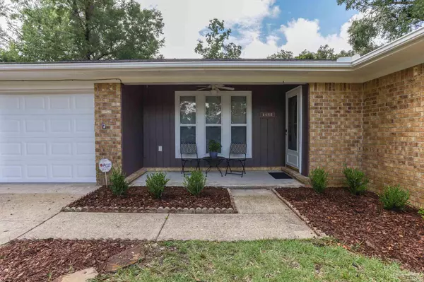 Pensacola, FL 32506,7525 Long Meadow Ln