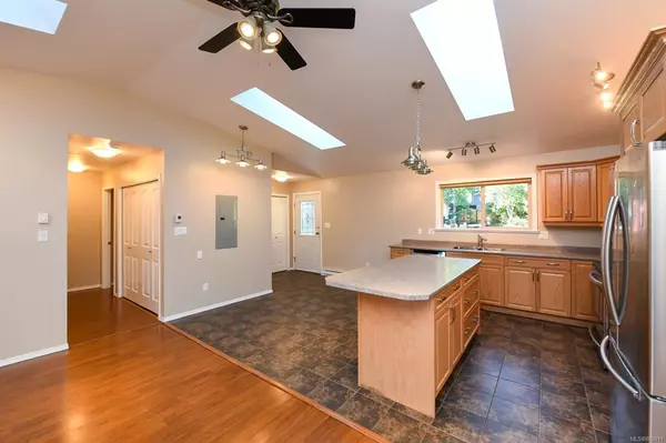 Bowser, BC V0R 1G0,95 McColl Rd