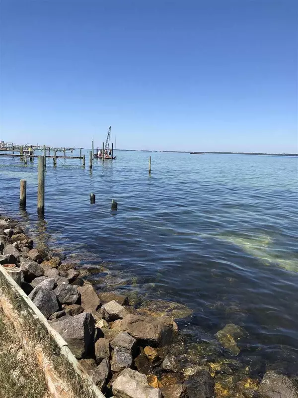 Pensacola Beach, FL 32561,1711 Ensenada Uno