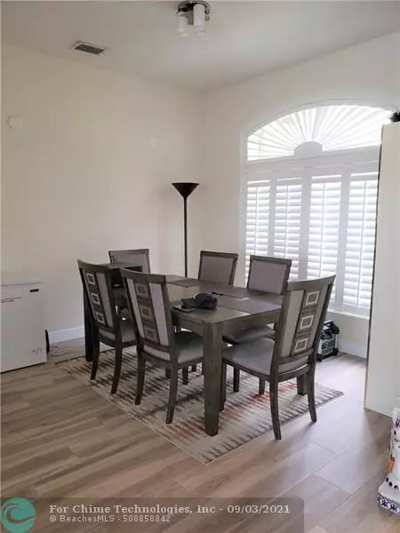 Fort Lauderdale, FL 33331,16455 Mariposa Cir