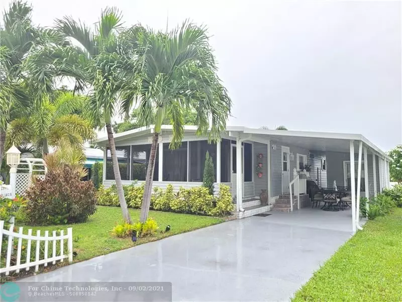 461 NW 51st St, Deerfield Beach, FL 33064