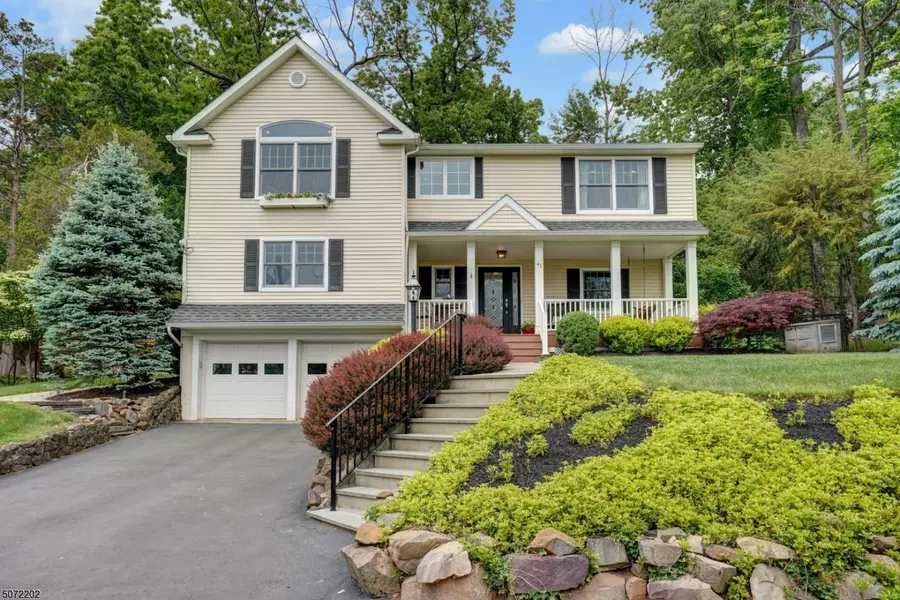 41 UPPER DRIVE, Watchung Boro, NJ 07069